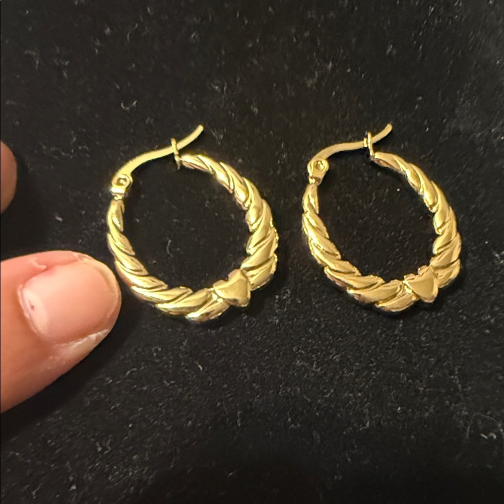Braided Gold Heart Hoop Earrings